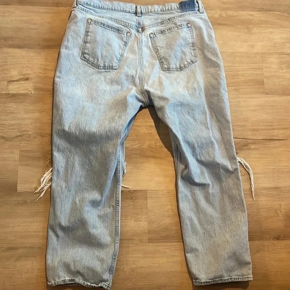 Abercrombie and Fitch Curve Love The 90s Straight Ultra High Rise 35/20S - Picture 6 of 8